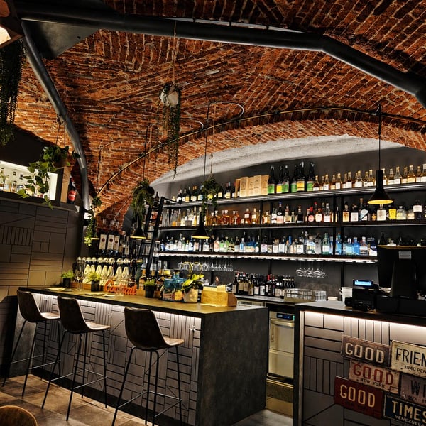 Osteria rosso di sera 1390410