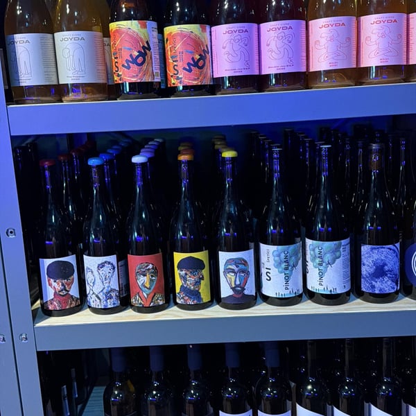 Dani’s Wine Bar 1405700