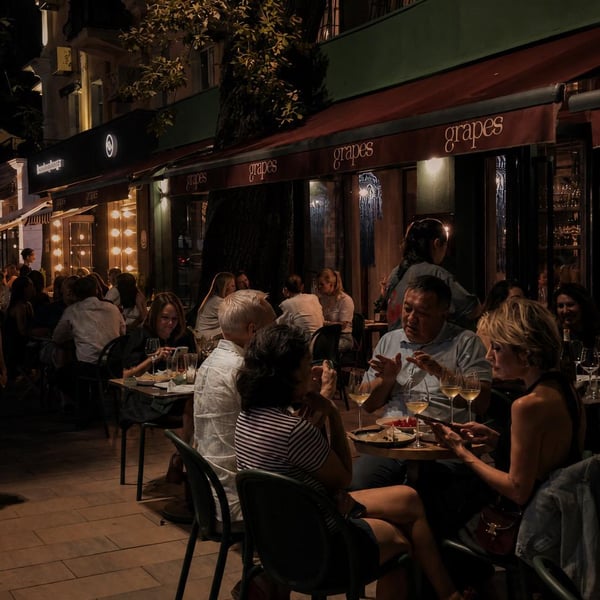 Grapes Wine Bar 1375445