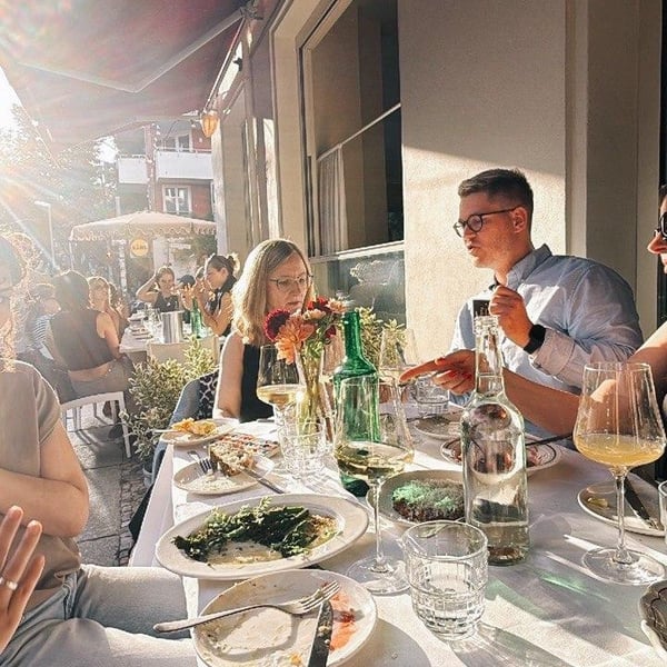Almi Bistro 1372796