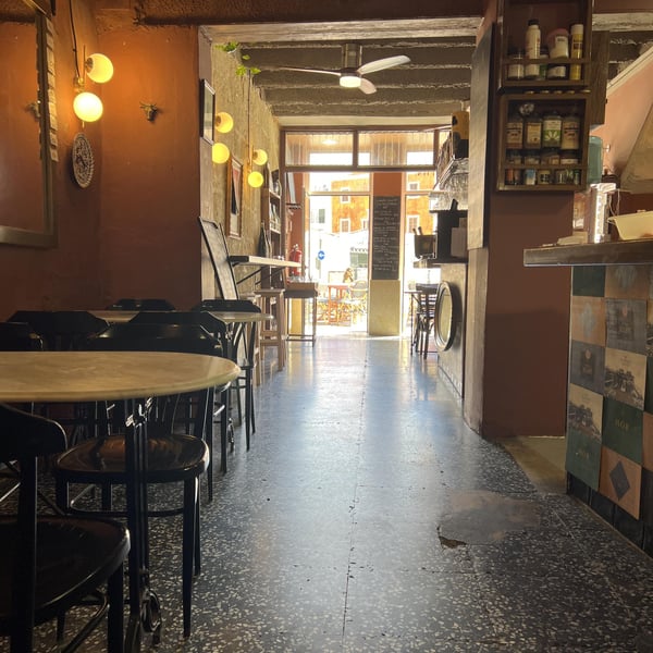 Bar Augustin 615296