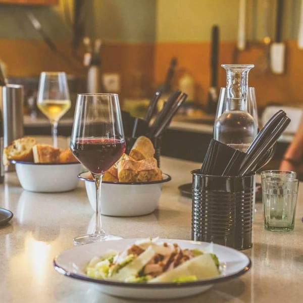 Chez Pinot 365060