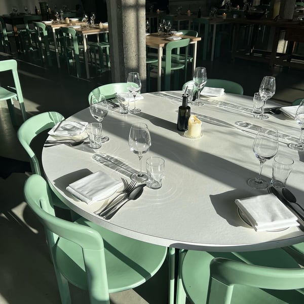 Cafe Restaurant Metro 678558