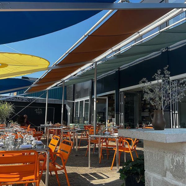 Cafe Restaurant Metro 678560