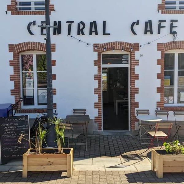 Central Café 474122
