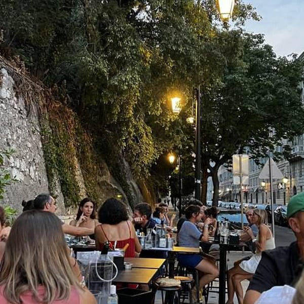 Rouge Restaurant 573409