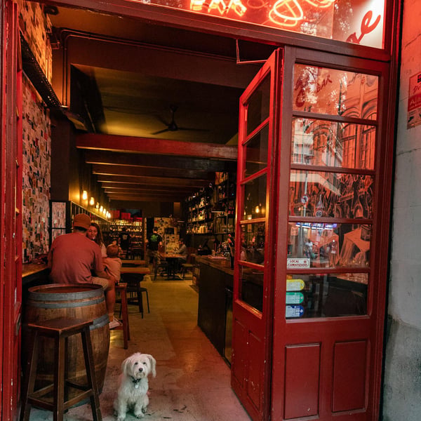 Garage Bar 806366