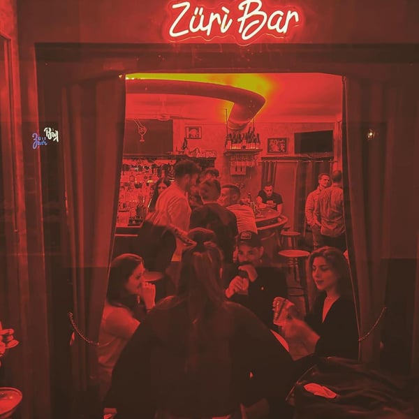 Züri Bar 725248