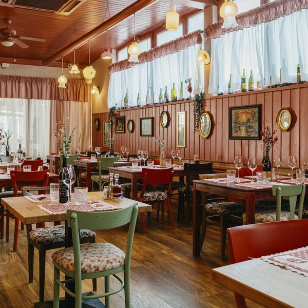 Bistro Točkica 798640