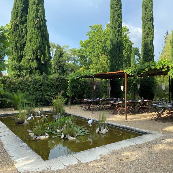 Edú Restaurant 704163
