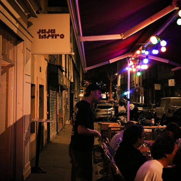 Jaja bistro 805338