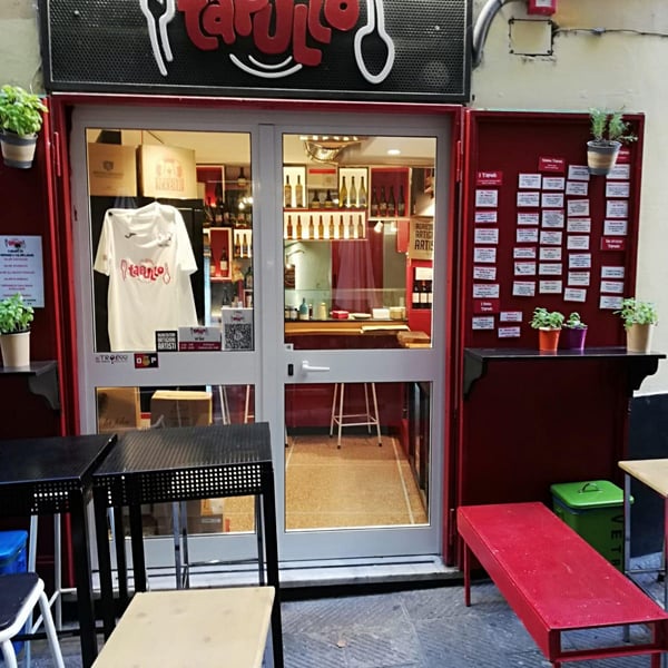 Tapullo Street Genova 676295