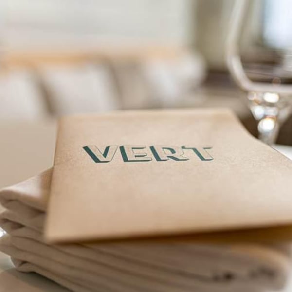 Vert restaurant 546807