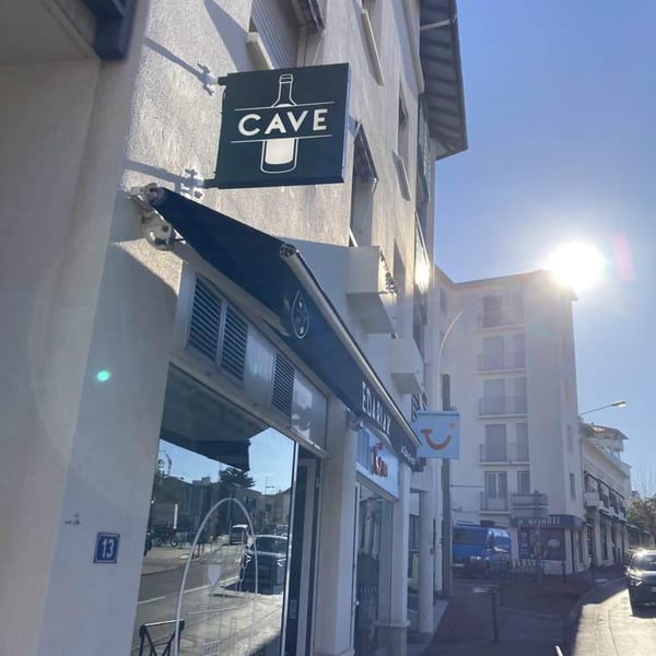 Cave Edariak 565478