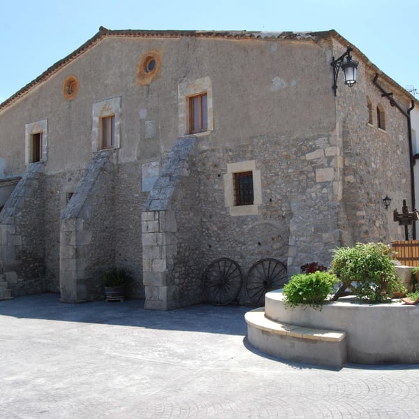 Cellers de Can Suriol del Castell - Azimut - Assis Suriol