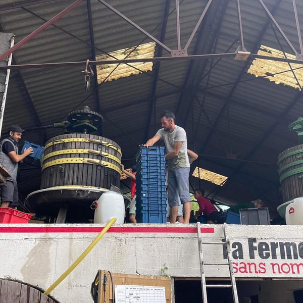 La Ferme Sans Nom - Malik Oudni