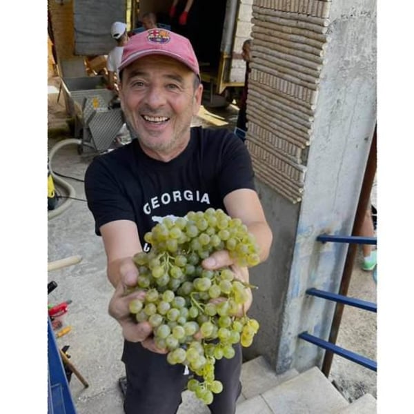 Jakeli Wines - Zaza & Mariam Jakeli