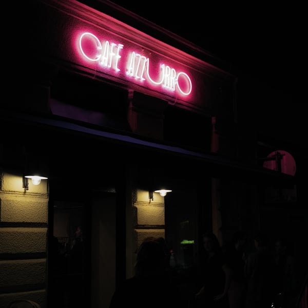 Café Azzurro 957738