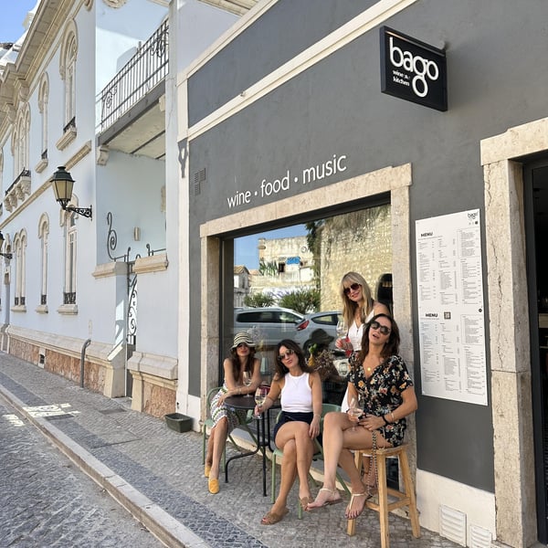 Bago Wine Bar 850329