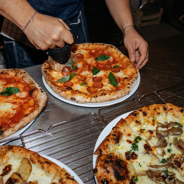 PIZZA RIBELLE del MONTE OFELIO 925153