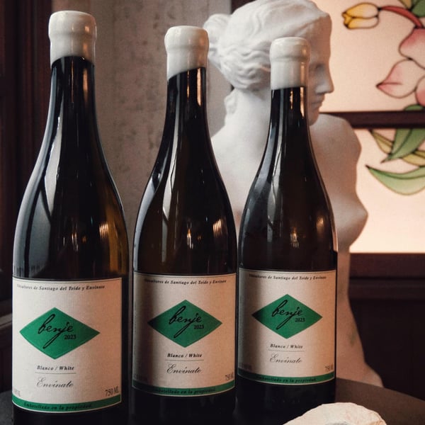 Tik & Sip Wine Bar 1309085