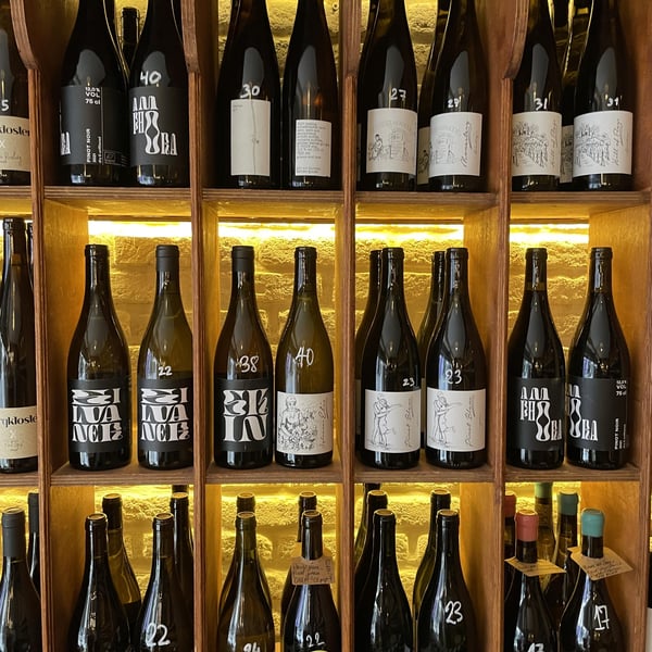 Loustic Cave & Buvette 906340