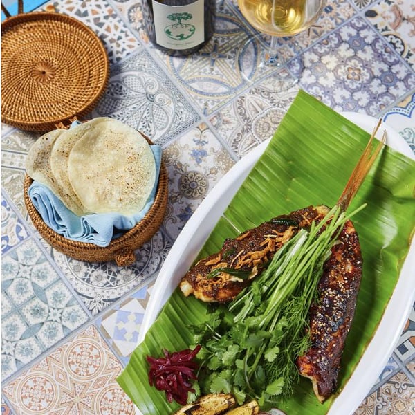 Ms.Maria & Mr.Singh 916125