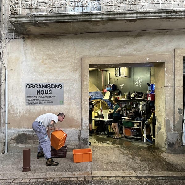 Iris Frauchiger & Vangelis Papaefthymiou