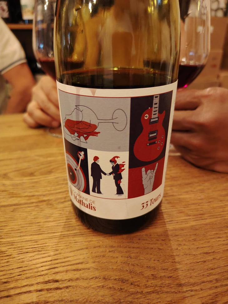 33 Tours - Domaine de Mathalis - Lisa Cipolla & Mathieu Wild 