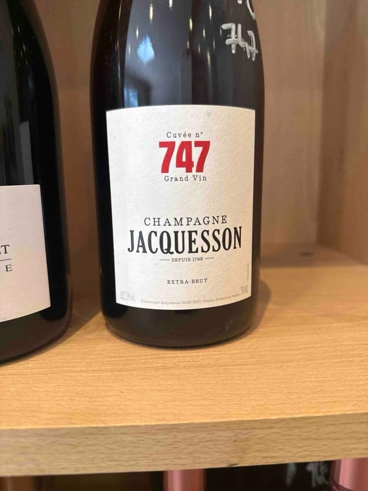 747 - Champagne Jacquesson - Famille Chiquet 