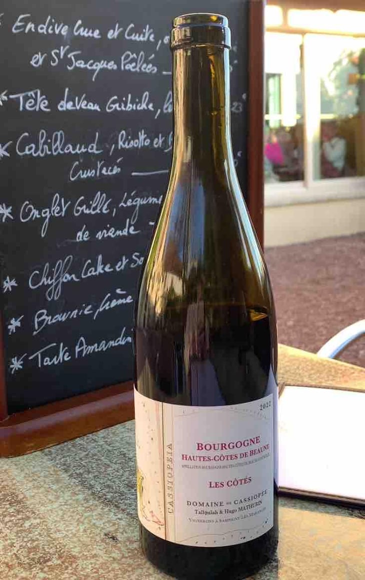 Bourgogne Hautes-Côtes de Beaune Rouge " Les Côtés " - Domaine de Cassiopée - Talloulah et Hugo Mathurin 