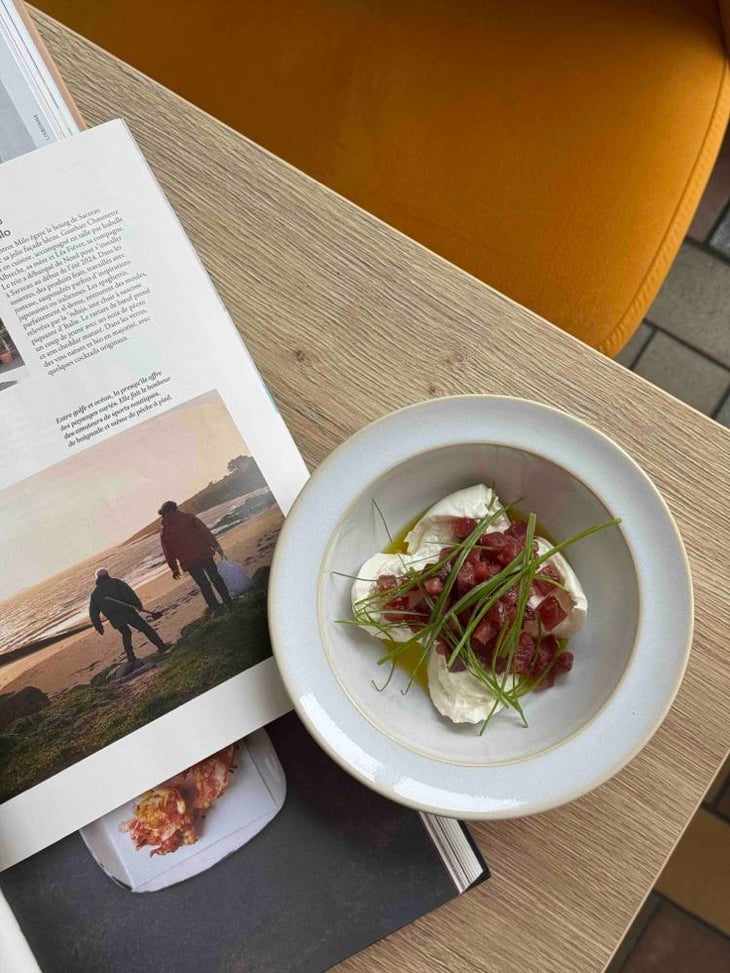 Burrata, Thonine De Ligne, Huile D’Olive Citronnée Et Poivre Wayanadan - Milo, bistro et vins - 1357903