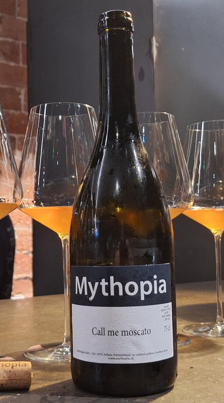 call me moscato - Mythopia - Romaine & Hans-Peter Schmidt 