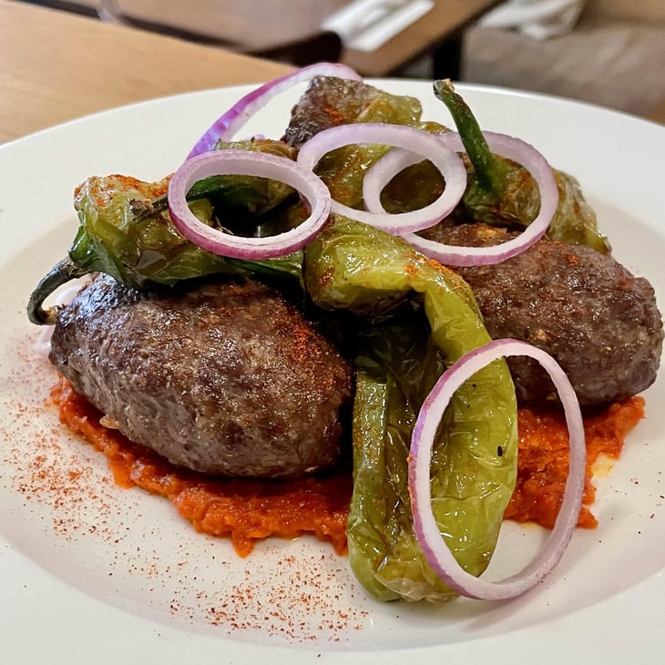 Cevapcici, Frigitelli, Ajvar, Cipolla Di Tropea - Il Bacaro - 1371920