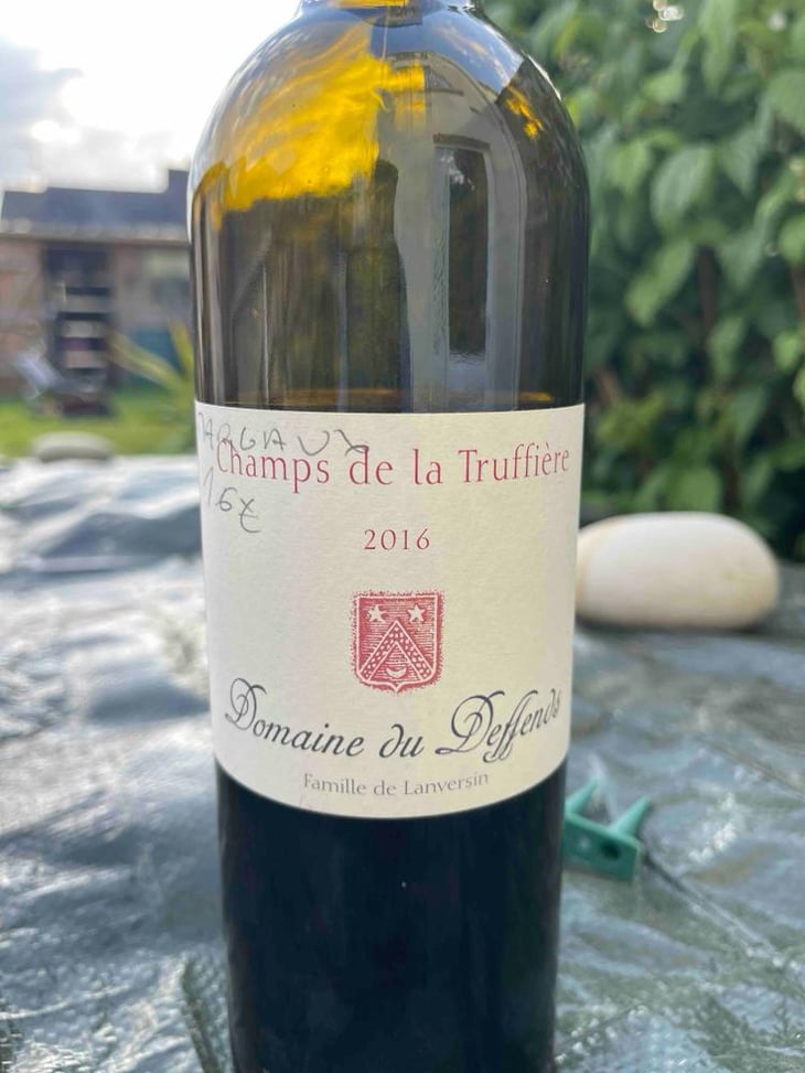 Champs de la Truffière - Domaine du Deffends - Famille de Lanversin 