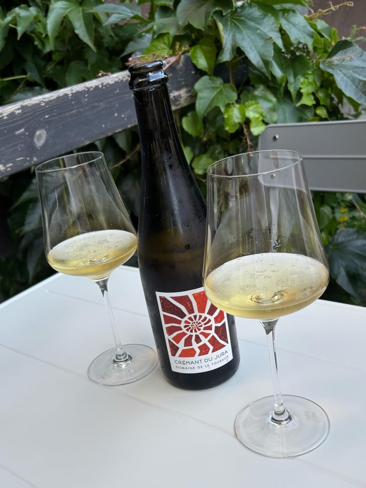 Crémant Du Jura - Domaine de la Touraize - André-Jean & Héléana Morin 