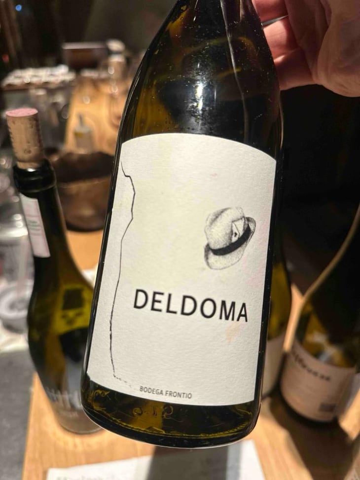 Deldoma - Bodega Frontio - Juan Garcia 