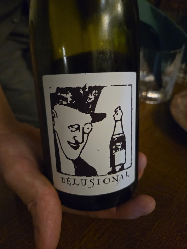 Drunken English Man - Delusional Wine - Mike & Samantha Schäfer 