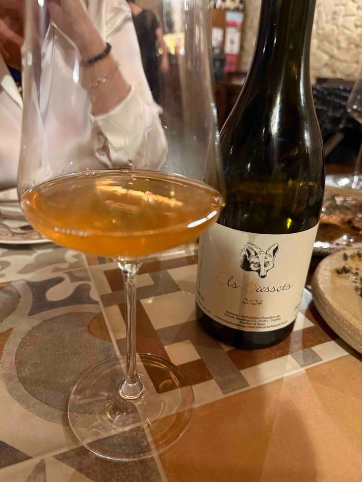 Els Bassotets - Celler Escoda Sanahuja - Joan Ramón Escoda Martinez -2022