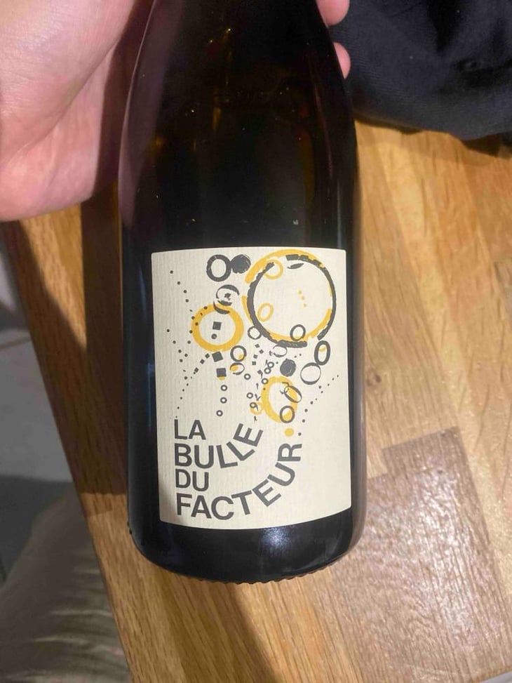 Extra Brut - Le Facteur Sur Le Vélo - Fabien Brutout -2017