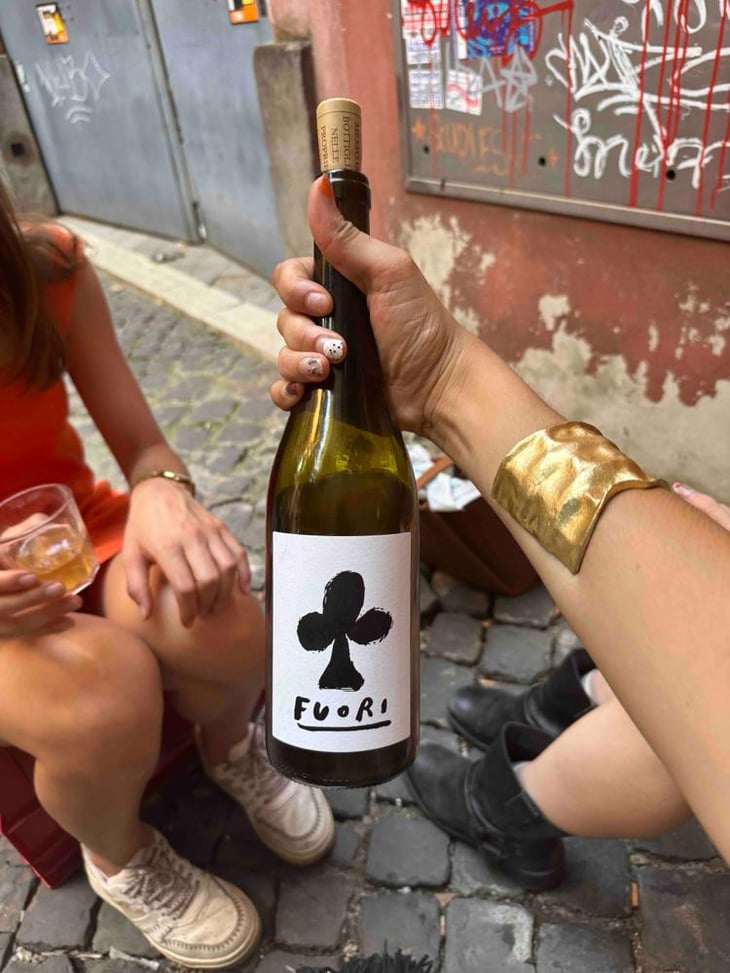 Fuori - Tenuta l'Armonia Les Caves de Pyrenne - Andrea Pendin -2022