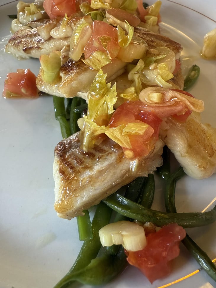 Gattuccio Di Mare Con Fagiolini Verdi E Insalatina Di Panzanella - Pesciolino Briaco - 939657