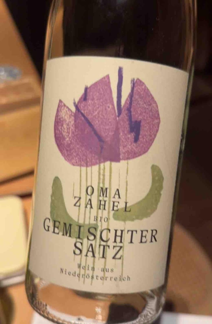 Gemischter Satz - Zahel Weingut & Heuriger - Hilary und Alex Zahel 