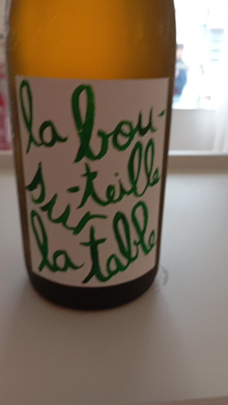 La bouteille sur la table - Jeux de Vins - Julien Albertus 