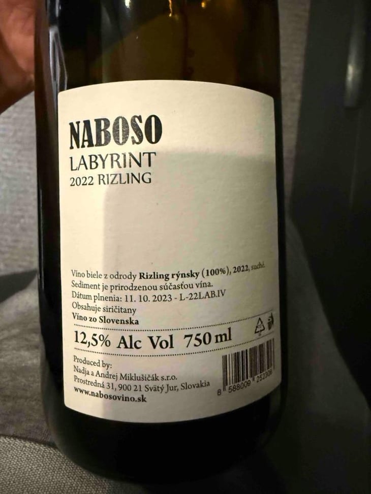 Labyrint Riesling - Naboso - Nadja & Andrej Miklusicak -2022