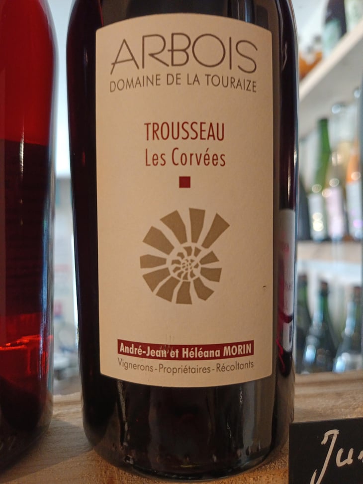 Les Corvées Trousseau - Domaine de la Touraize - André-Jean & Héléana Morin 