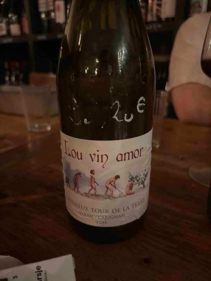 L’Heureux Tour de la Terre - Lou Vin Amor - Nicolas Duhesme 
