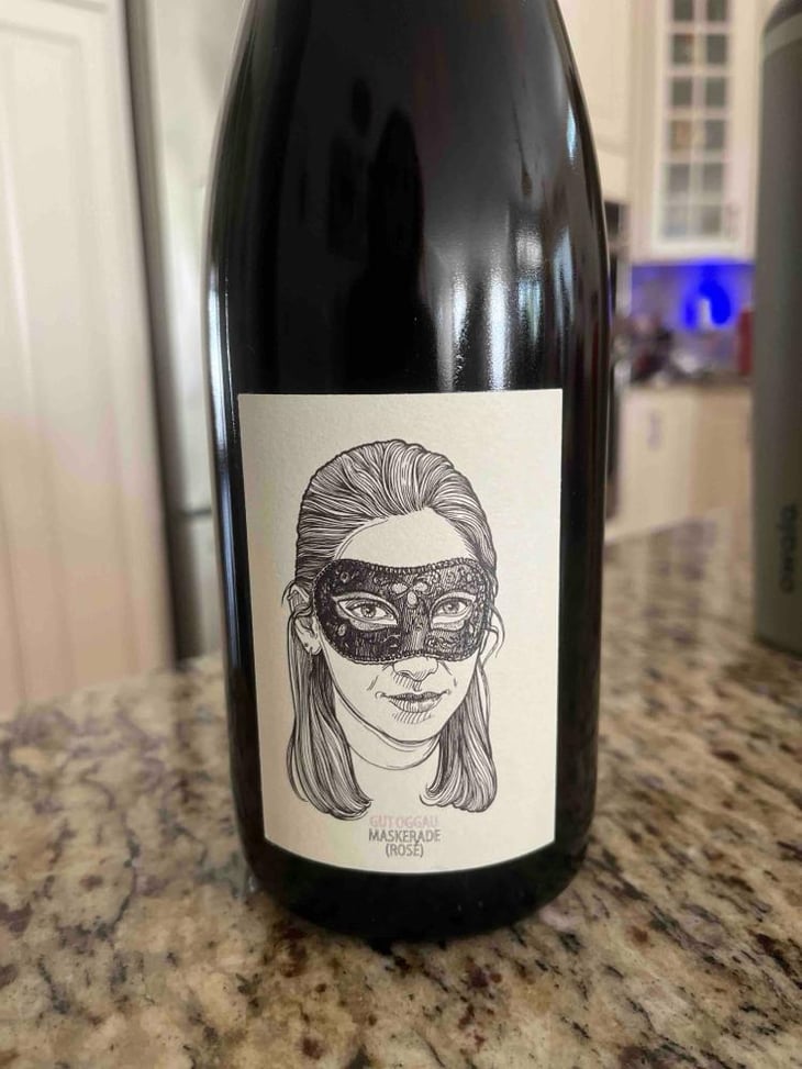 Maskerade (Rosé) - Gut Oggau - Stephanie & Eduard Tscheppe-Eselböck 
