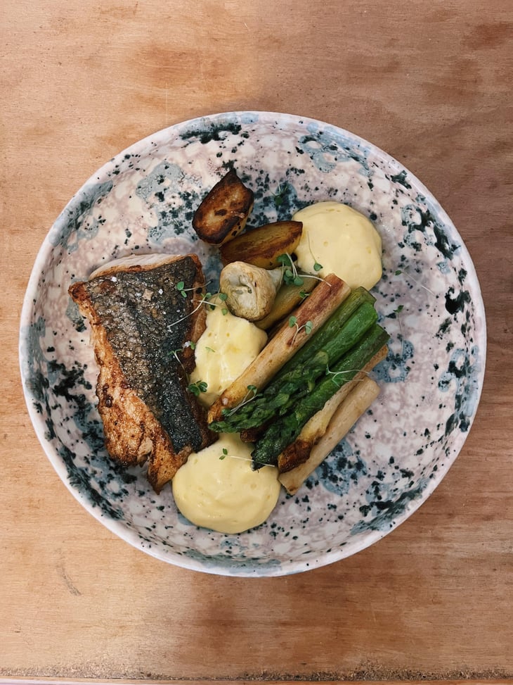 Merlu, Asperge, Sauce Hollandaise - Convives - 1349149