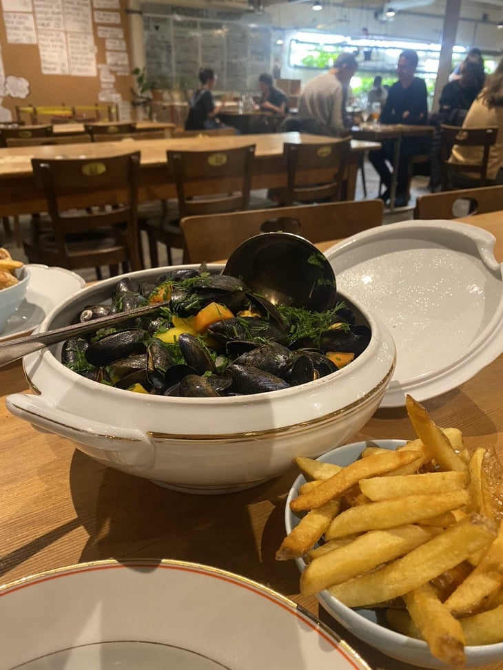 Moules Frites - Les Menteurs - 843626